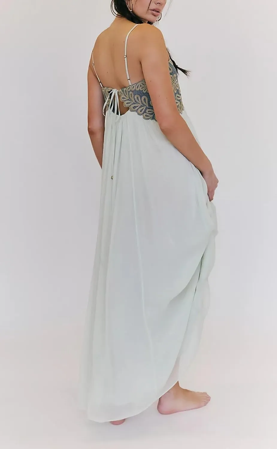 Women Bohemian Spaghetti Strap Beach Long Dress Sleeveless Graphic Flowy Maxi Dress Y2K Floral Tiered Holiday Sundress